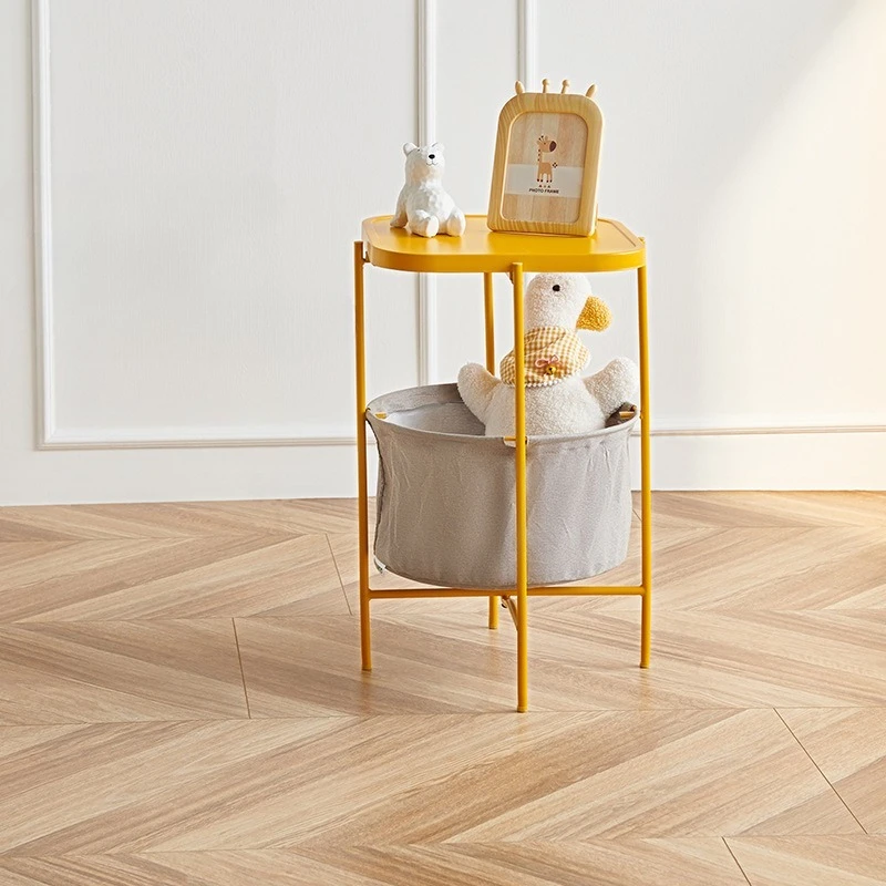 Приставной столик для дивана, современный и простой роскошный угловой столик Nordic Light, повседневный небольшой журнальный столик
Приставной столик для дивана, современный и простой роскошный угловой столик Nordic Light, повседневный небольшой журнальный столик