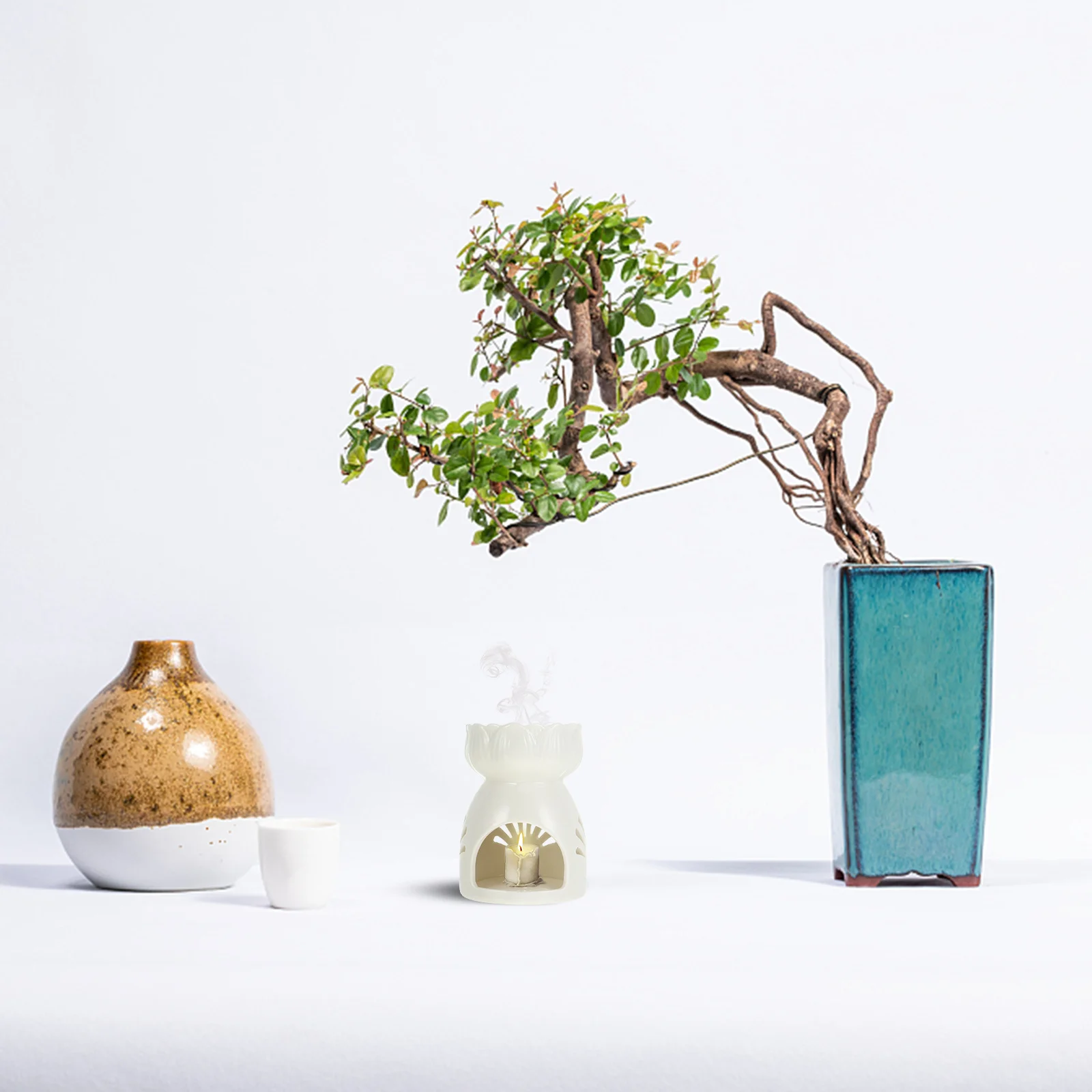 1Pcs Ceramic Aromatherapy Burner Fan Shape Essential Oil Diffuser for Bedroom Home Office Hotel Compact Fragrance Lamp
1Pcs Ceramic Aromatherapy Burner Fan Shape Essential Oil Diffuser for Bedroom Home Office Hotel Compact Fragrance Lamp