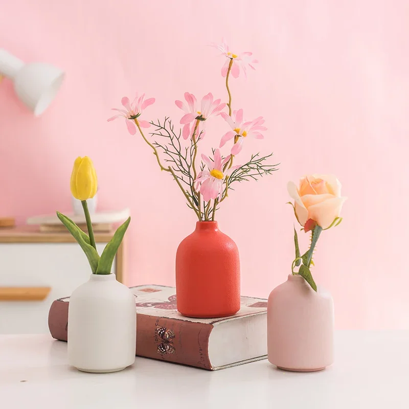 Ceramic Vase Decoration Accessories Desktop Flower Arrangement Container Hydroponics Artificial Ornaments
Ceramic Vase Decoration Accessories Desktop Flower Arrangement Container Hydroponics Artificial Ornaments