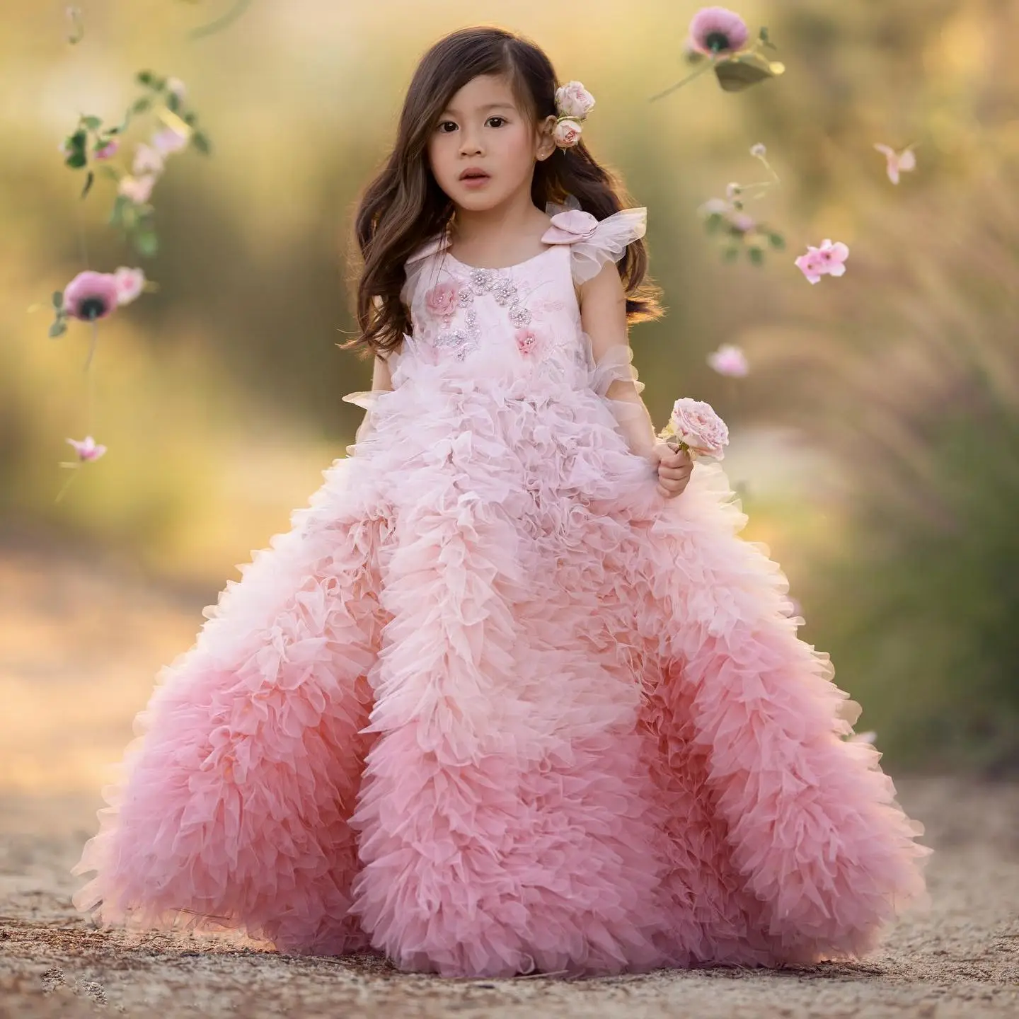 Extra Puffy Pink Ball Gown Flower Girl Dresses Tiered Ruffles Kids Birthday Gowns Beads Children Wedding Party Guest Dress
Extra Puffy Pink Ball Gown Flower Girl Dresses Tiered Ruffles Kids Birthday Gowns Beads Children Wedding Party Guest Dress