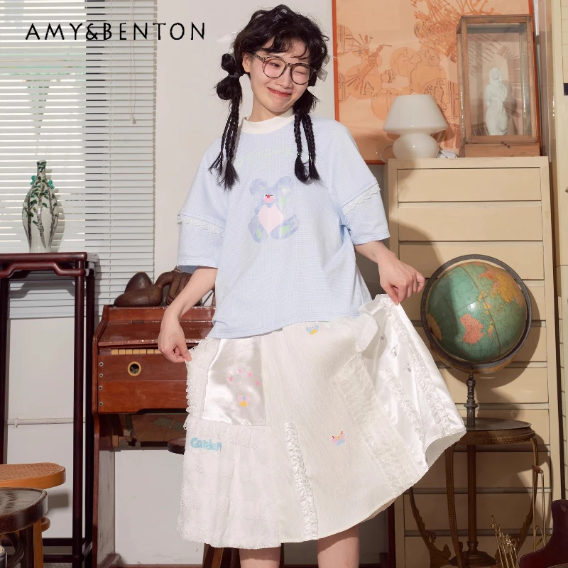 Japanese 2025 Summer New Women's Clothing Splicing Printing Lace Satin Skirt White Sweet And Cute Versatile A-line Skirts Ladies
Japanese 2025 Summer New Women's Clothing Splicing Printing Lace Satin Skirt White Sweet And Cute Versatile A-line Skirts Ladies