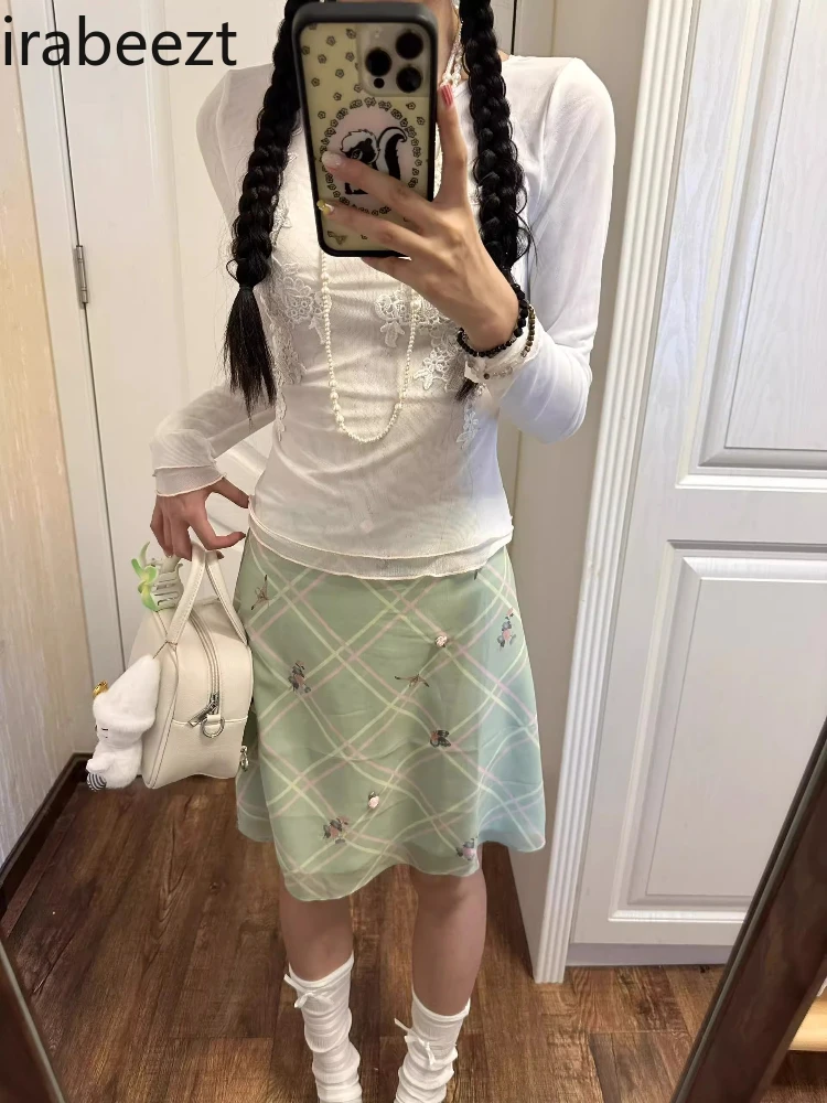 Romantic French Mint Mambo Plaid A-line New Summer Skirt Retro Hot Girl Regulai Fit Y2k Clothes Faldas Mujer Moda 2025
Romantic French Mint Mambo Plaid A-line New Summer Skirt Retro Hot Girl Regulai Fit Y2k Clothes Faldas Mujer Moda 2025