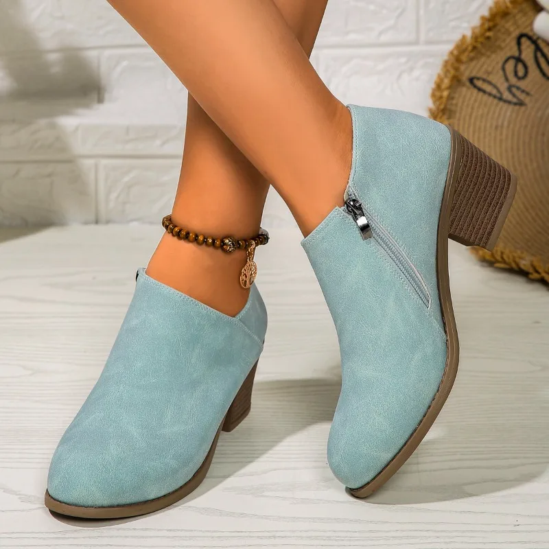 Autumn New Women's Boots Round Head Side Zipper Thick Heel Women's Leather Boots Fashion Color Fashion Boots
Autumn New Women's Boots Round Head Side Zipper Thick Heel Women's Leather Boots Fashion Color Fashion Boots