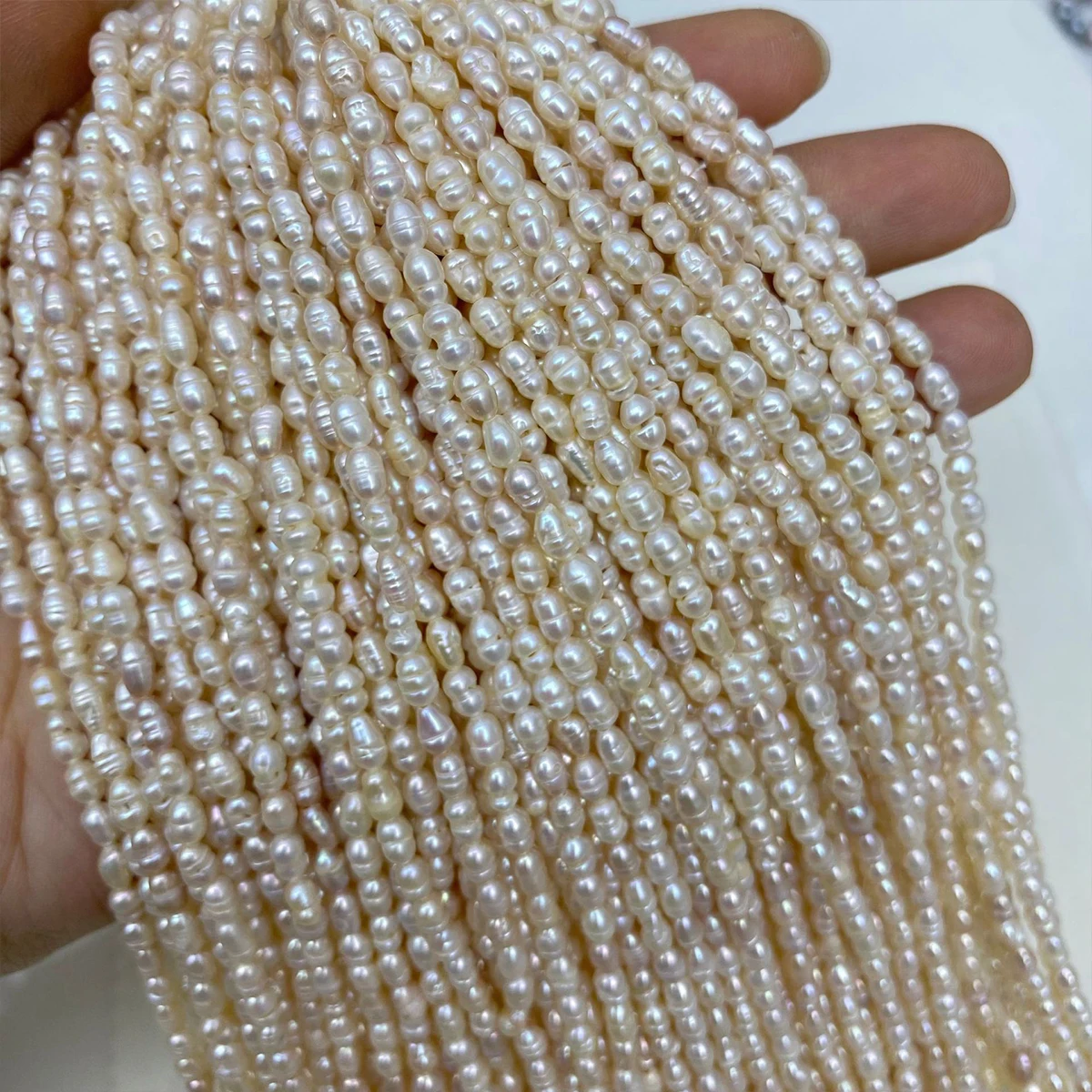 3-3.5mm Natural Freshwater Pearl Threads Rice beads Grade A Charms for DIY Women Men Necklace Jewelry Making Accessories
3-3.5mm Natural Freshwater Pearl Threads Rice beads Grade A Charms for DIY Women Men Necklace Jewelry Making Accessories