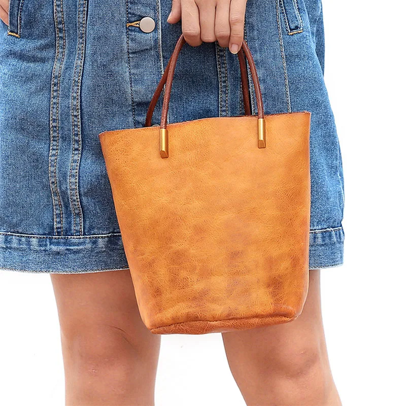 Genuine Cow Leather Bucket Handbag Detachable Strap Versatile Carrying Options Ideal Daily Casual Outings Crossbody Shoulder Bag
Genuine Cow Leather Bucket Handbag Detachable Strap Versatile Carrying Options Ideal Daily Casual Outings Crossbody Shoulder Bag