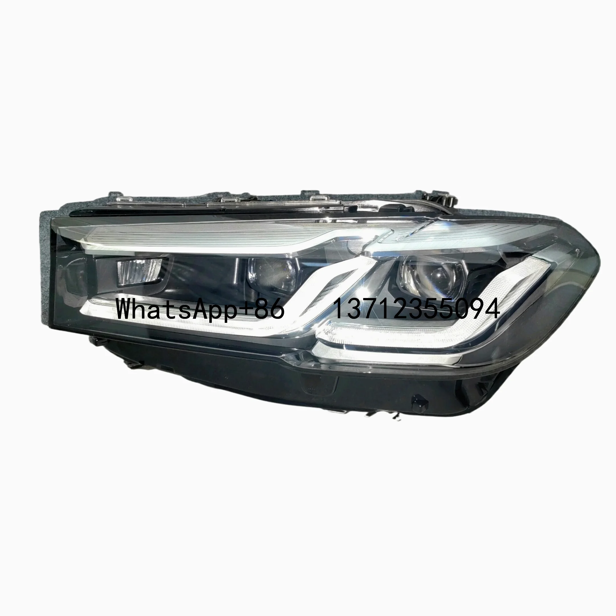 Suitable for BMW 5 Series 530 540i Car G38 G30 LED Headlights, Supporting Upgrades and Renovations After 2015 Model
Suitable for BMW 5 Series 530 540i Car G38 G30 LED Headlights, Supporting Upgrades and Renovations After 2015 Model