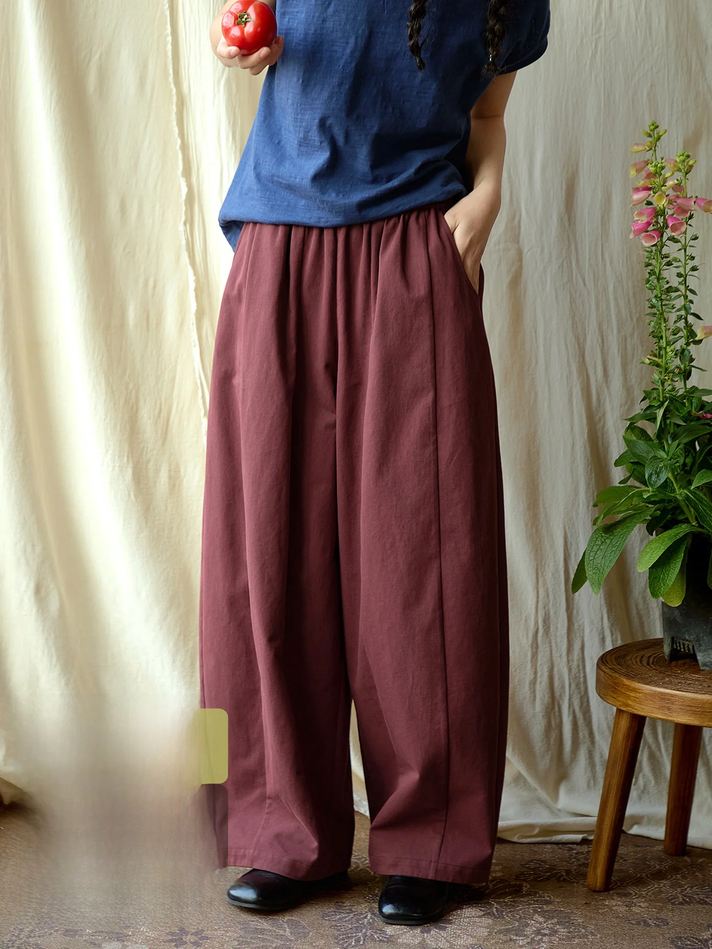 Original Japanese Style High Waist Wide Leg Pants Women's Loose Casual Cotton Elastic Waist Summer Long Trousers
Original Japanese Style High Waist Wide Leg Pants Women's Loose Casual Cotton Elastic Waist Summer Long Trousers