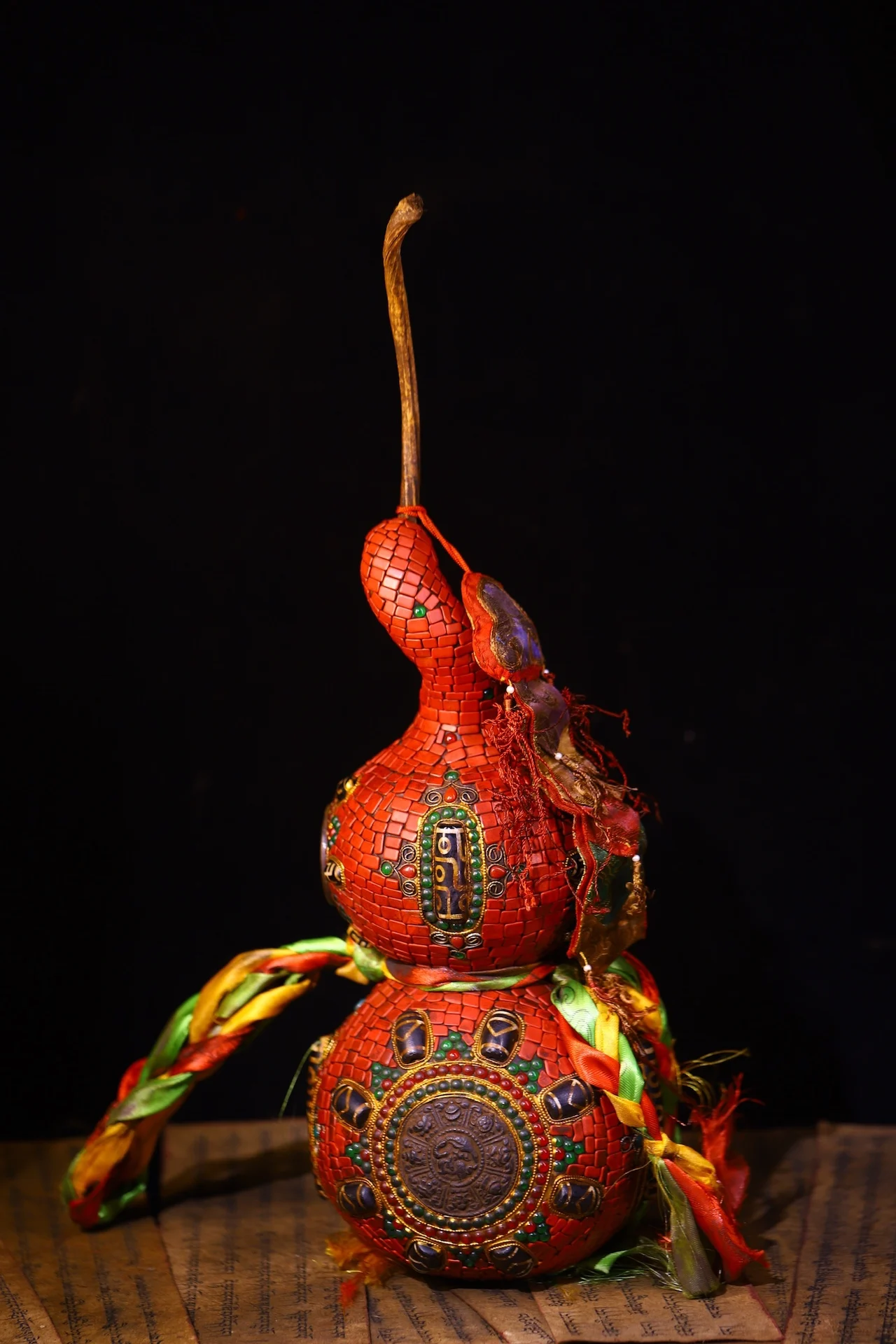 18"Nepalese folk Old Natural Gourd Mosaic Gem gZi Beads Turquoise Eight Treasure Gourd Calabash Buddha Worship Hall
18"Nepalese folk Old Natural Gourd Mosaic Gem gZi Beads Turquoise Eight Treasure Gourd Calabash Buddha Worship Hall