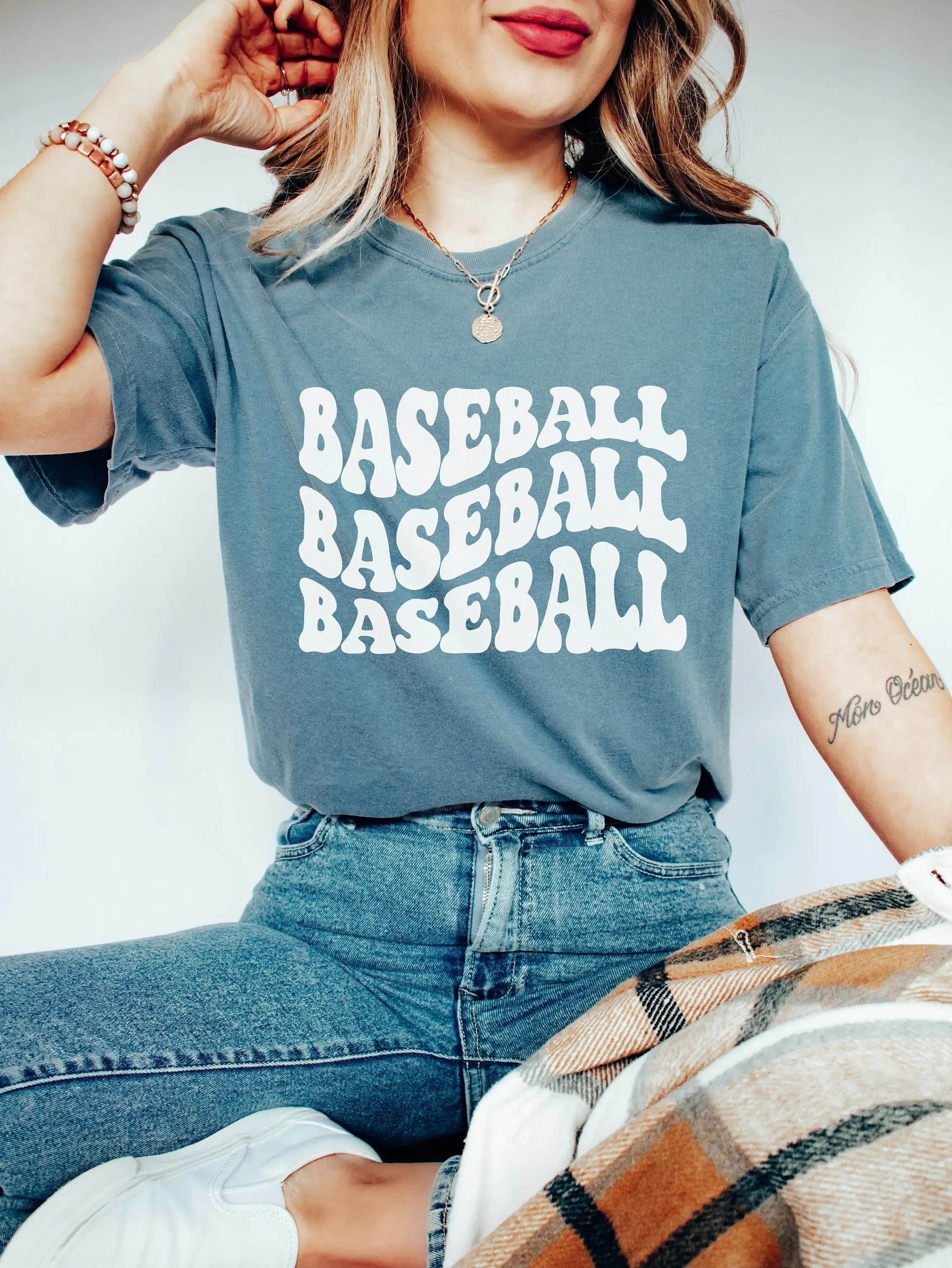 Бейсбольная футболка в стиле ретро Mama Summer Nights Ballpark Lights s Vintage Womens
Бейсбольная футболка в стиле ретро Mama Summer Nights Ballpark Lights s Vintage Womens