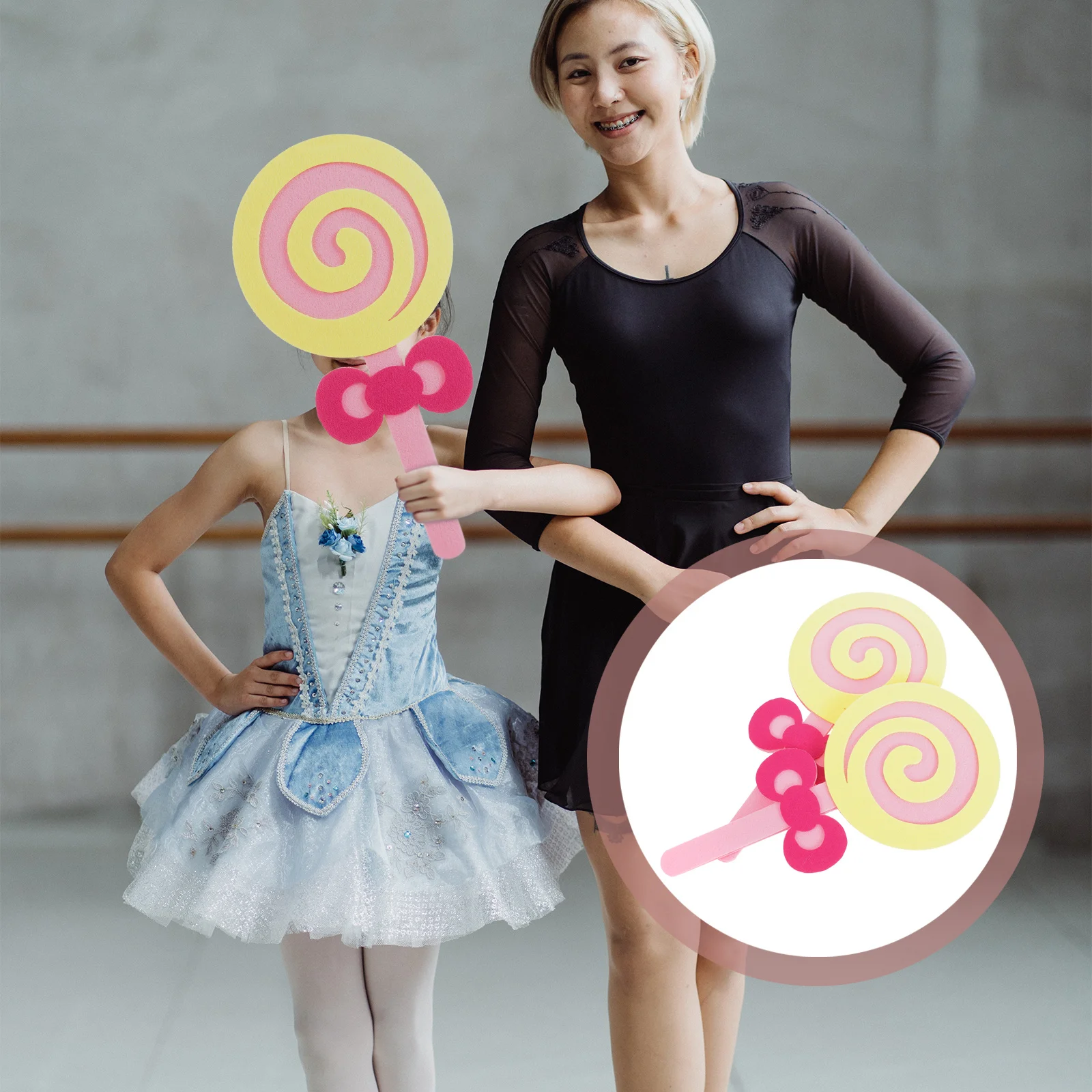 2Pcs Fake Lollipop Decorations Photography Props for Cake Shop Window Festival Theme Party Photo Prop Creative Candy Ornament
2Pcs Fake Lollipop Decorations Photography Props for Cake Shop Window Festival Theme Party Photo Prop Creative Candy Ornament