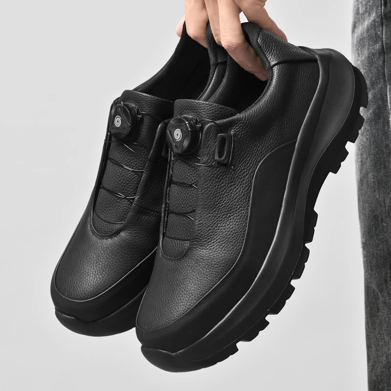 Новые мужские спортивные повседневные кроссовки на толстой подошве с поворотной пряжкой, противоскользящие, амортизирующие, для походов
Новые мужские спортивные повседневные кроссовки на толстой подошве с поворотной пряжкой, противоскользящие, амортизирующие, для походов