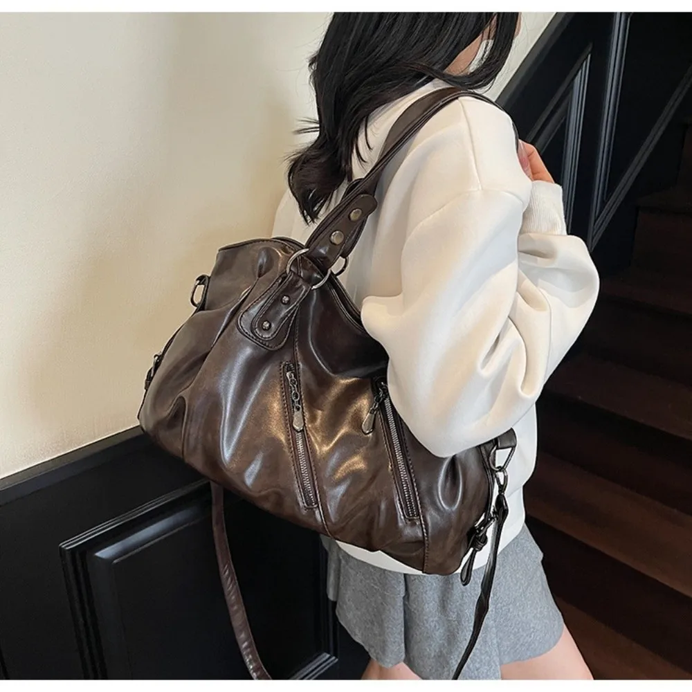 Retro Soft Shoulder Bag Glossy PU Leather Large Capacity Crossbody Bag Multifunctional Solid Color Handbag Women
Retro Soft Shoulder Bag Glossy PU Leather Large Capacity Crossbody Bag Multifunctional Solid Color Handbag Women