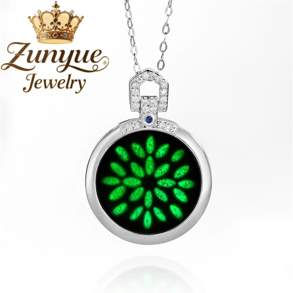 Natural Jadeite A-Grade Wushi Brand Pendant, Black Jade S925 Silver Inlaid Black Jade Pendant Fashion Jewelry Charms Exquisite
Natural Jadeite A-Grade Wushi Brand Pendant, Black Jade S925 Silver Inlaid Black Jade Pendant Fashion Jewelry Charms Exquisite
