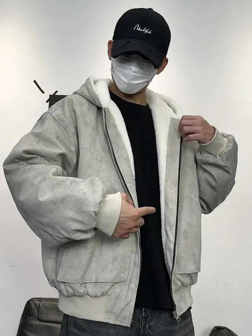 Мужская утепленная хлопковая куртка с капюшоном и мраморным узором, теплая, с наполнителем из полиэфирного волокна, на молнии, повседневная.
Мужская утепленная хлопковая куртка с капюшоном и мраморным узором, теплая, с наполнителем из полиэфирного волокна, на молнии, повседневная.