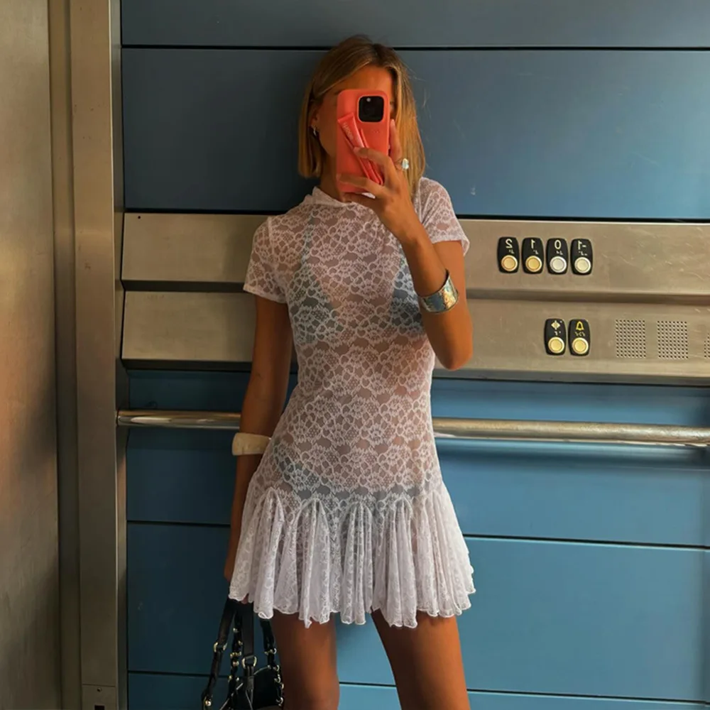 2024 autumn fashion sexy hot girl lace dress new see-through short-sleeved hooded lace skirt
2024 autumn fashion sexy hot girl lace dress new see-through short-sleeved hooded lace skirt