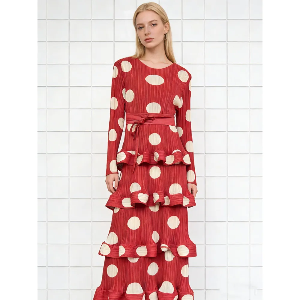 SuperAen Polka Dot Sweet Ruffles Loose Dress 2026 Spring New Long-sleeved Slimming Elegant Fashionable Dress
SuperAen Polka Dot Sweet Ruffles Loose Dress 2026 Spring New Long-sleeved Slimming Elegant Fashionable Dress