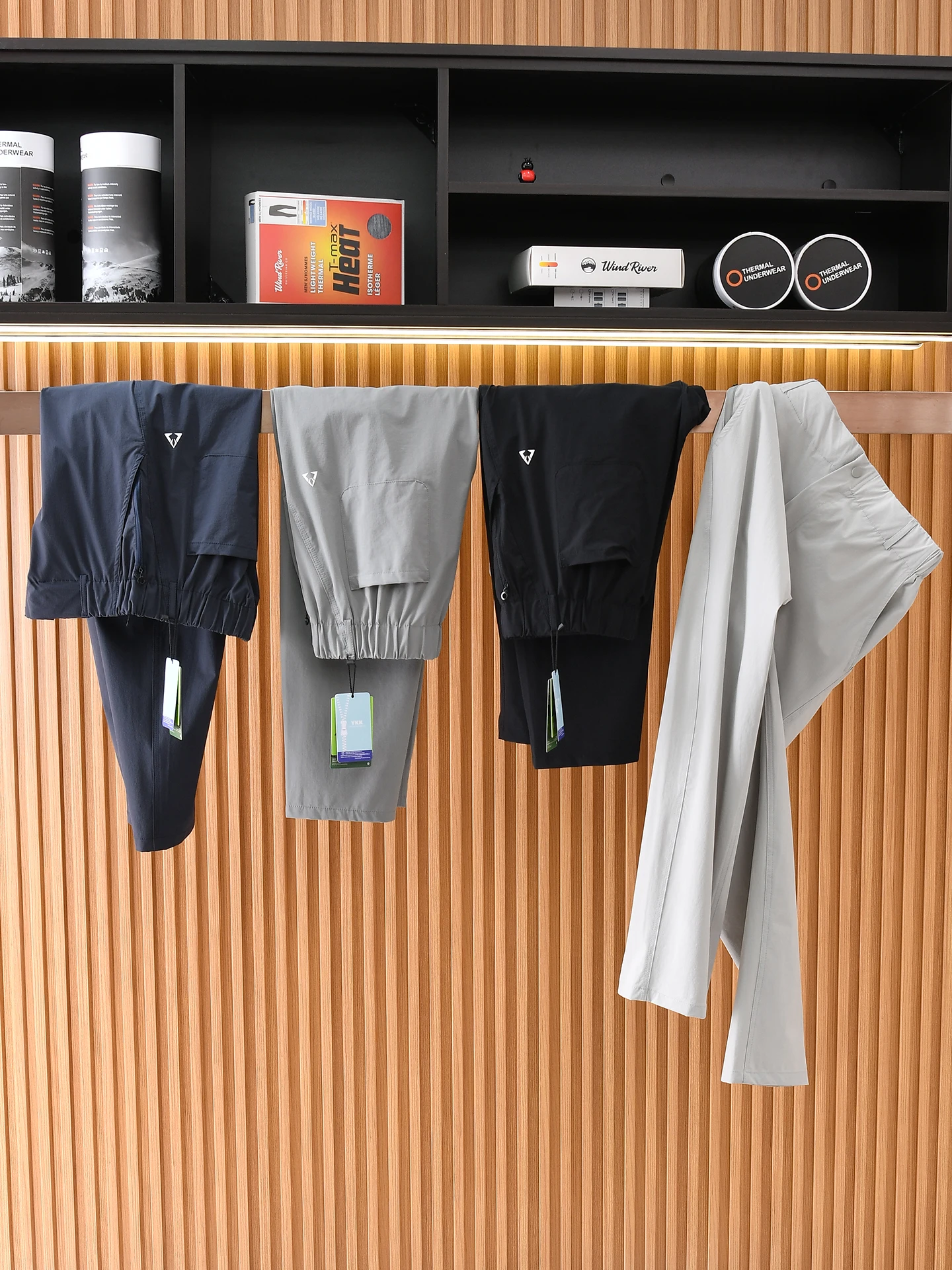 Men's Summer Lightweight Breathable Outdoor Sports Casual Pants Anti-tear Wear-resistant Straight Leg Nylon Fabric Straight Cut
Men's Summer Lightweight Breathable Outdoor Sports Casual Pants Anti-tear Wear-resistant Straight Leg Nylon Fabric Straight Cut