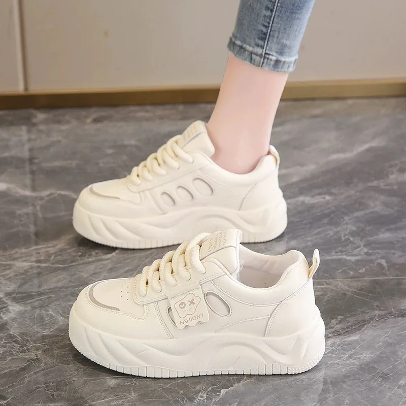 Women's Spring New Style Increased Bread Shoes Thick Bottom Casual Sports Board Shoes Slip-On Polyester Inner Material
Women's Spring New Style Increased Bread Shoes Thick Bottom Casual Sports Board Shoes Slip-On Polyester Inner Material