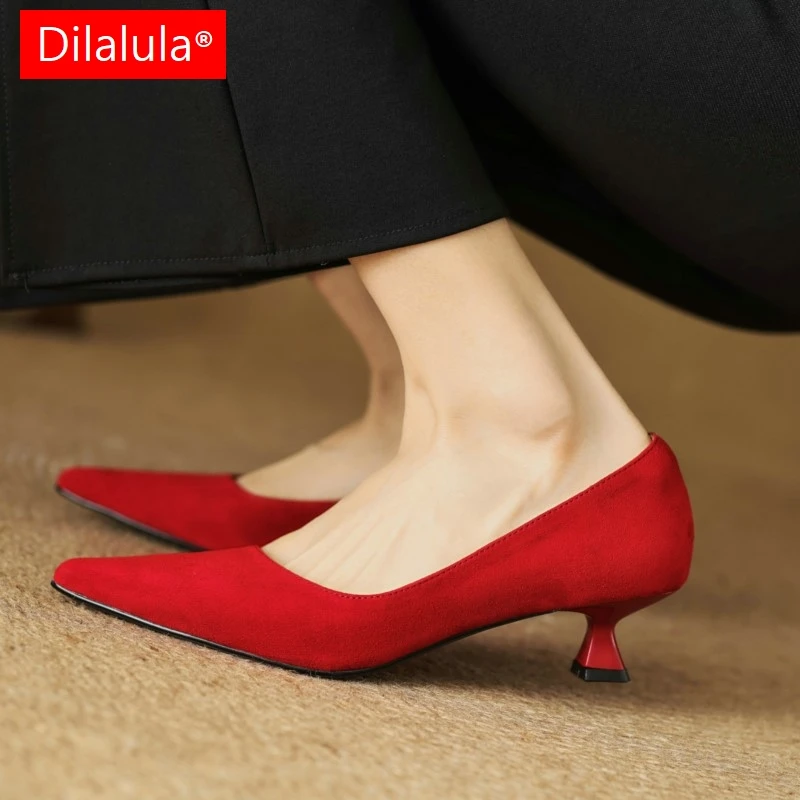 Dilalula/2020 модные новые женские туфли-лодочки, детские замшевые туфли с леопардовым принтом на высоком каблуке, лаконичные летние туфли с острым носком, весенняя женская обувь, размеры 34–40
Dilalula/2020 модные новые женские туфли-лодочки, детские замшевые туфли с леопардовым принтом на высоком каблуке, лаконичные летние туфли с острым носком, весенняя женская обувь, размеры 34–40