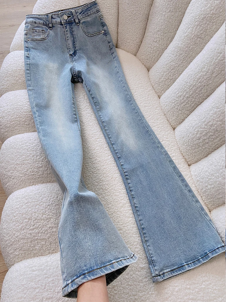 Light Blue High Waist Flared Jeans Women's Autumn Winter New Small Size Korean Style Slim Fit Fleece Lined Bell Bottoms
Light Blue High Waist Flared Jeans Women's Autumn Winter New Small Size Korean Style Slim Fit Fleece Lined Bell Bottoms