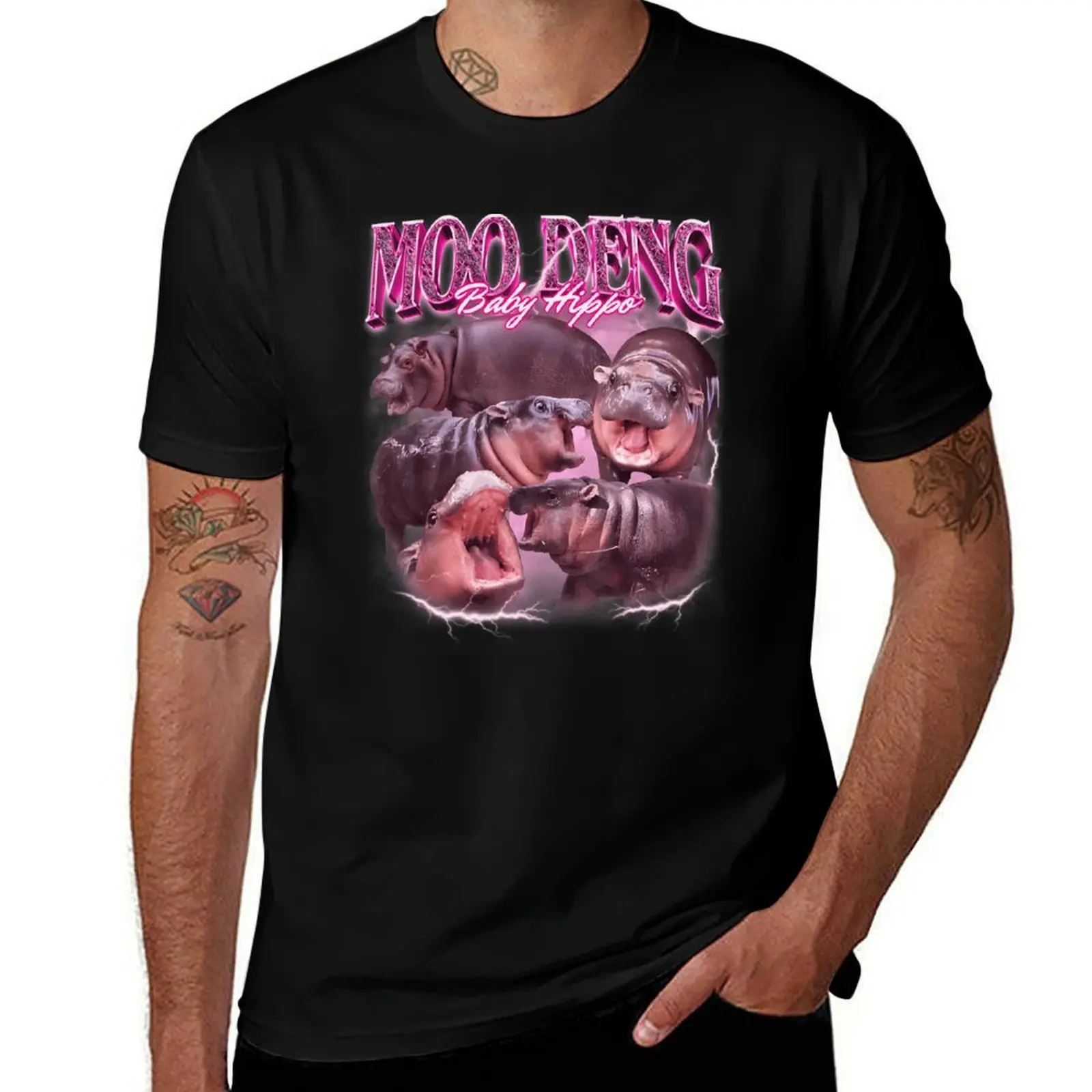 Moo Deng The Famous Thai Baby Pigmy Hippo Bootleg T-Shirt plus size clothes customizeds oversized T-shirt men
Moo Deng The Famous Thai Baby Pigmy Hippo Bootleg T-Shirt plus size clothes customizeds oversized T-shirt men