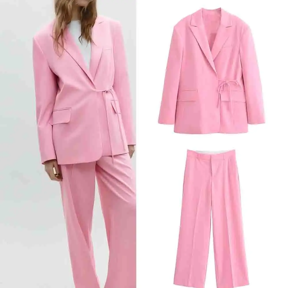 Women's 2025 New fashion with shoulder pads loose Lapel suit coat retro long sleeved lace up women's coat chic top+Pants suit
Women's 2025 New fashion with shoulder pads loose Lapel suit coat retro long sleeved lace up women's coat chic top+Pants suit
