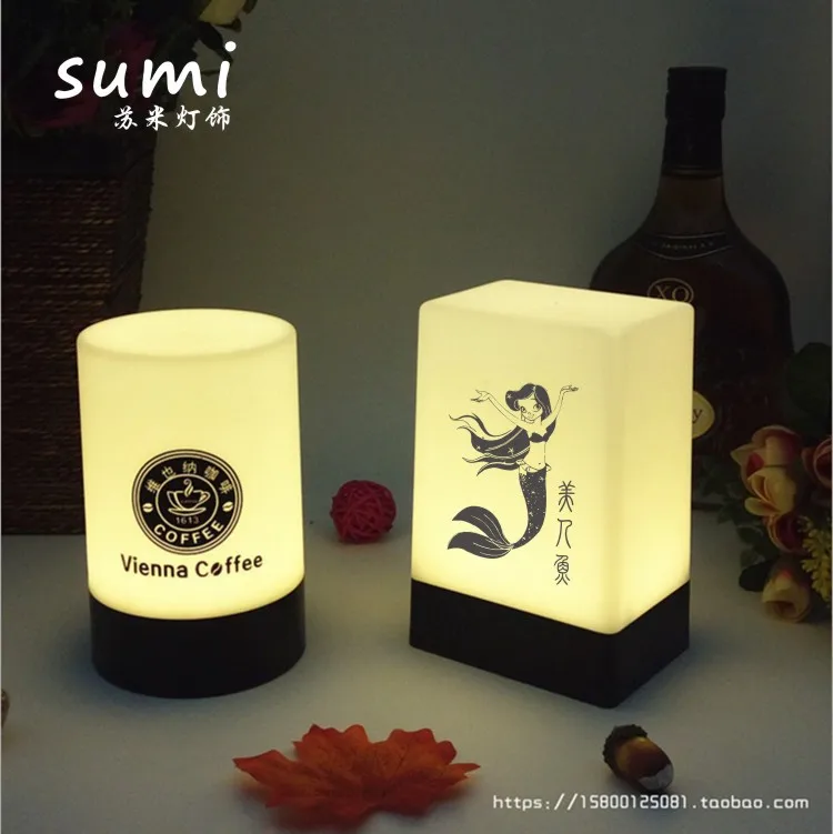 Светодиодная зарядная барная настольная лампа, украшение, творческая личность, КТВ, лампа с номером обслуживания, ресторанный стол, затемнение, барная настольная лампа
Светодиодная зарядная барная настольная лампа, украшение, творческая личность, КТВ, лампа с номером обслуживания, ресторанный стол, затемнение, барная настольная лампа