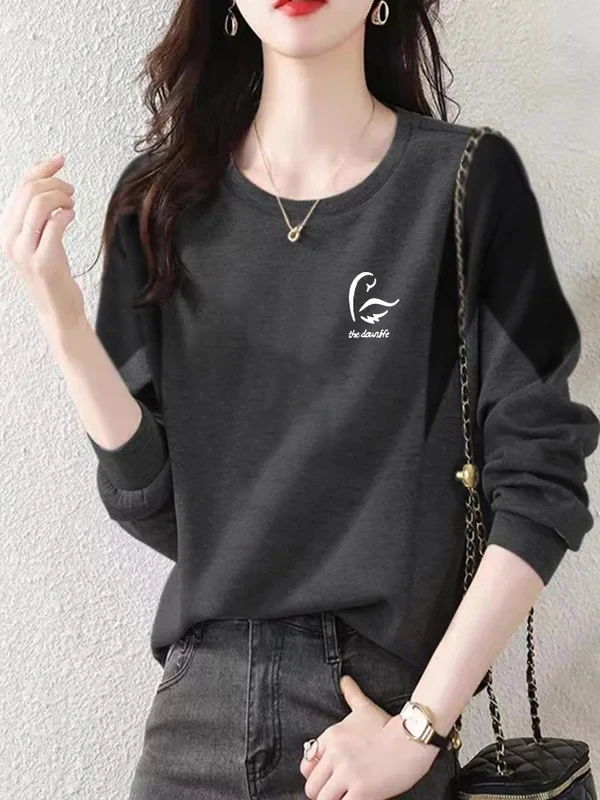 Loose Long Sleeve round Neck T-Shirt Women's Autumn Winter Fashion Slimming Top Color Block Design Comfortable Base Shirt
Loose Long Sleeve round Neck T-Shirt Women's Autumn Winter Fashion Slimming Top Color Block Design Comfortable Base Shirt