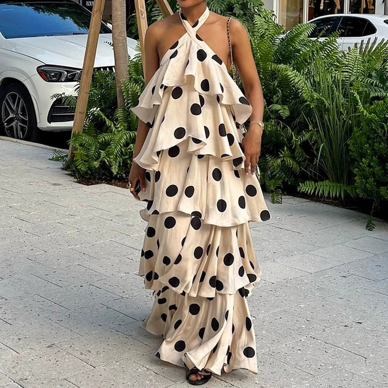 French party layered cake dress fashionable classic polka dot hanging neck backless spring and summer new dress
French party layered cake dress fashionable classic polka dot hanging neck backless spring and summer new dress