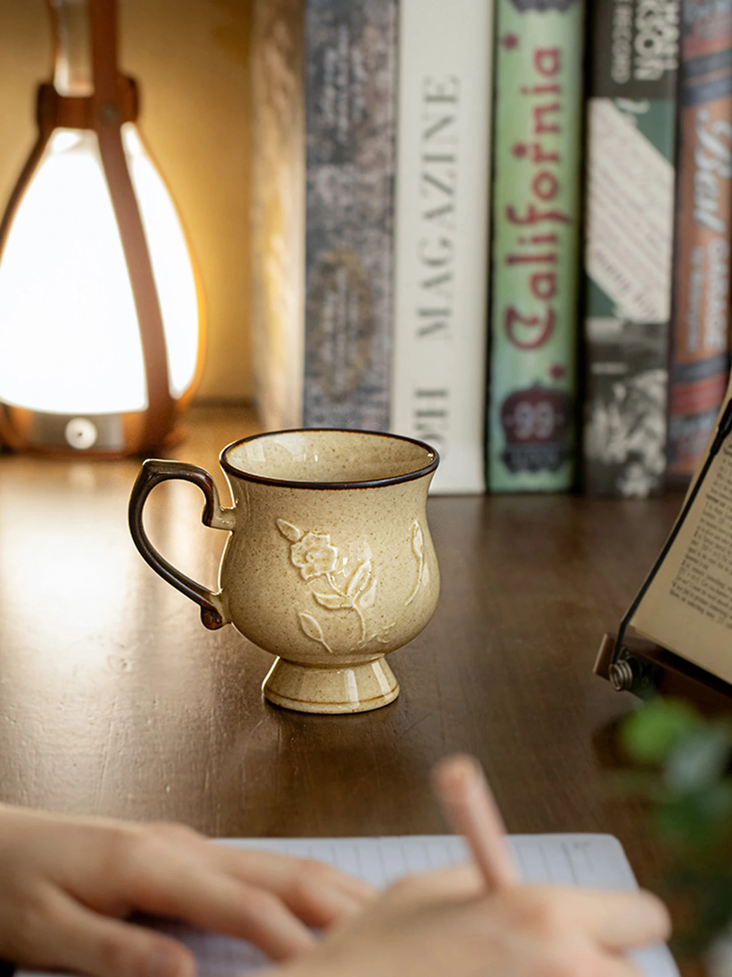 High Legged Ceramic Coffee Cup JOJOS L PDbrows Middle Age Relief Mark Cup with Single Ear Handle from Mainland China
High Legged Ceramic Coffee Cup JOJOS L PDbrows Middle Age Relief Mark Cup with Single Ear Handle from Mainland China
