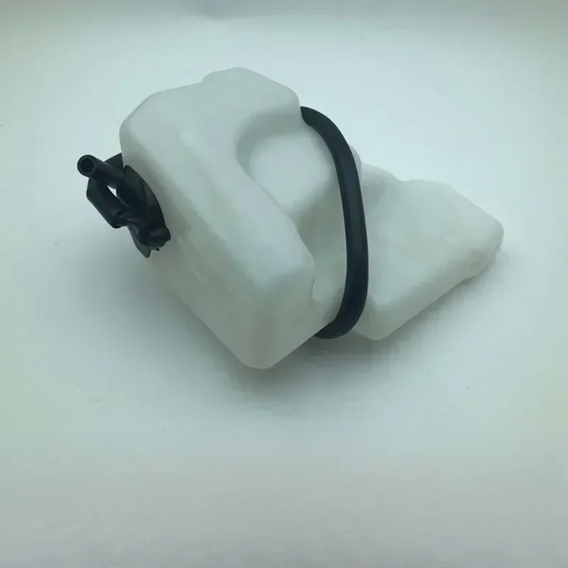 Автоматический резервуар для воды, резервуар для подбака для Toyota Camry VI 2006, 2007, 2008, 2009, 2010, 2011, 16470-0H090
Автоматический резервуар для воды, резервуар для подбака для Toyota Camry VI 2006, 2007, 2008, 2009, 2010, 2011, 16470-0H090