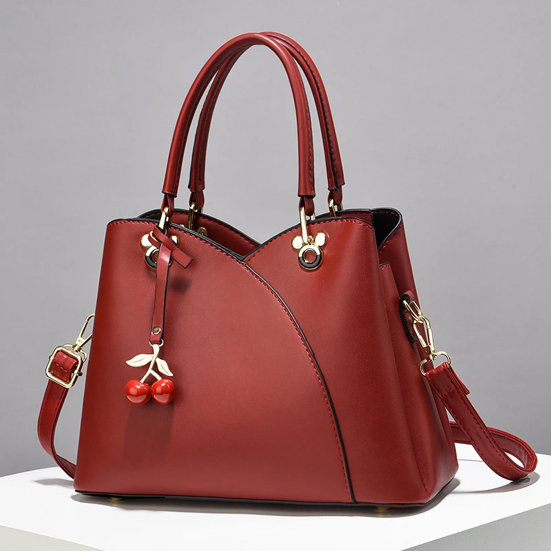 Elegant single-shoulder crossbody bag, large-capacity handbag, fashionable women's bag, middle-aged bag with a high-end feel
Elegant single-shoulder crossbody bag, large-capacity handbag, fashionable women's bag, middle-aged bag with a high-end feel