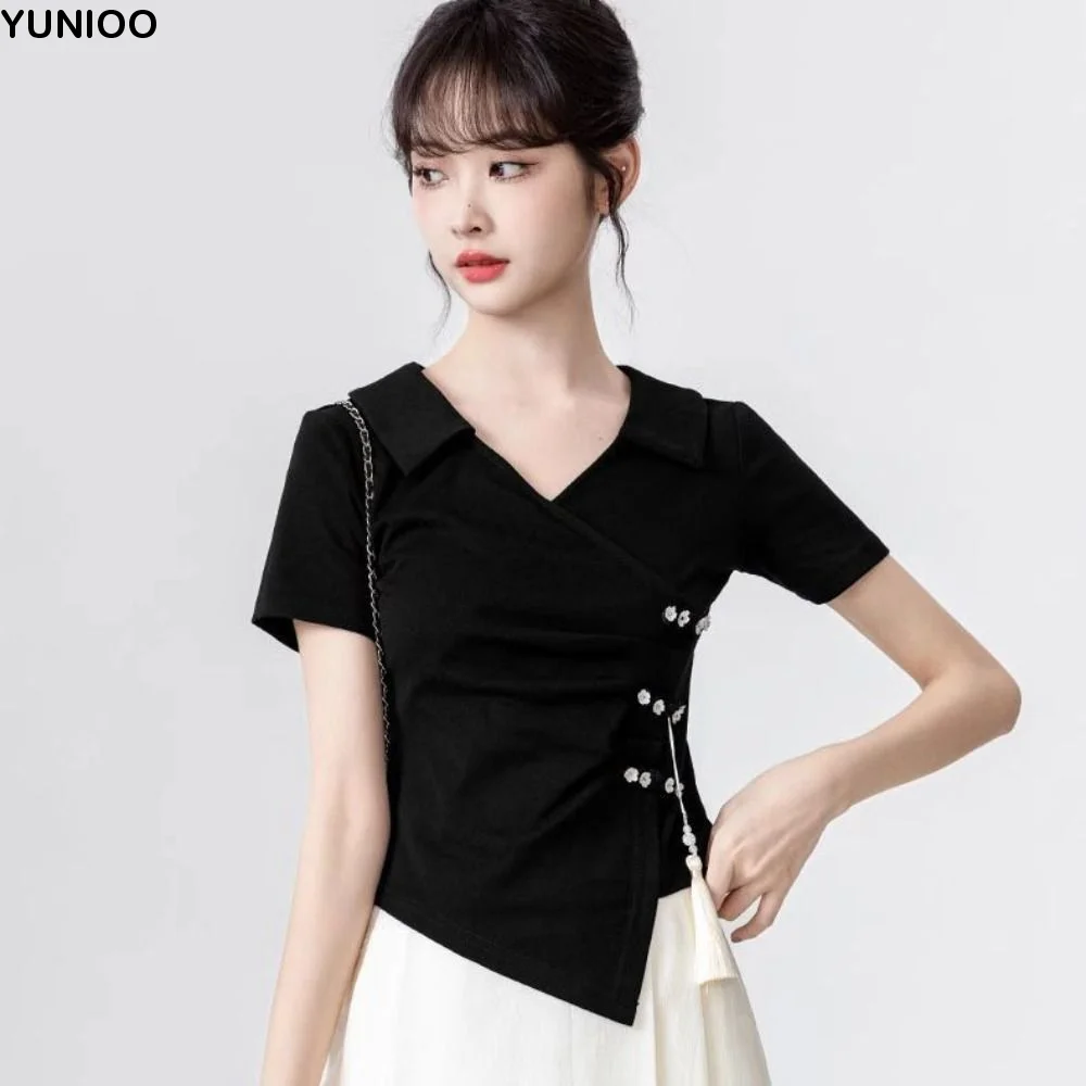 Tassel Pendant Irregular V-neck T-shirt Flower Button Chinese Style Women's Slim Crop Tops Streetwear Lapel
Tassel Pendant Irregular V-neck T-shirt Flower Button Chinese Style Women's Slim Crop Tops Streetwear Lapel