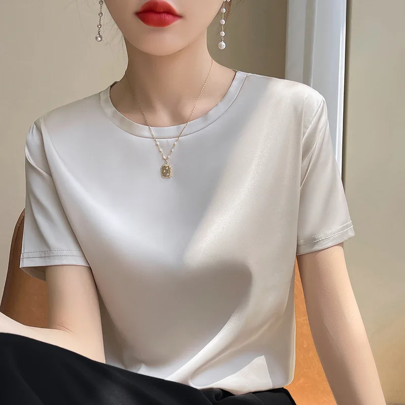 Summer basic solid color women's round neck elegant top satin soft smooth short sleeve T-shirt high-end sense
Summer basic solid color women's round neck elegant top satin soft smooth short sleeve T-shirt high-end sense