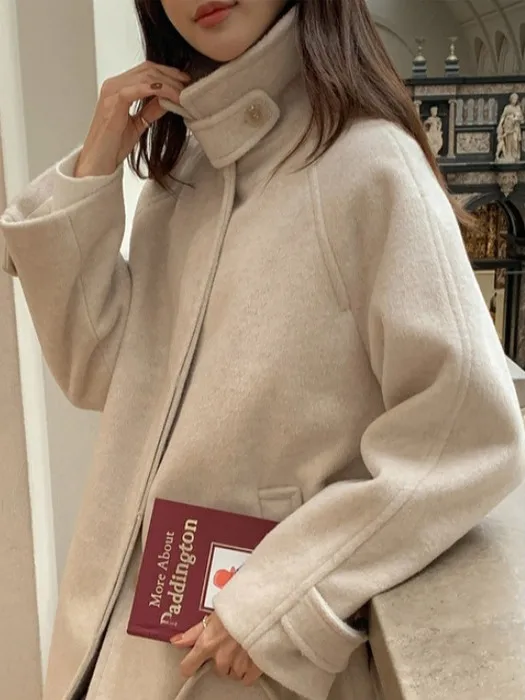 Korean Sle Winter Woolen Coat Women's Faion Turn-down Collar Unique Single Button Loose Versatile Woolen Windbreaker Jaet
Korean Sle Winter Woolen Coat Women's Faion Turn-down Collar Unique Single Button Loose Versatile Woolen Windbreaker Jaet