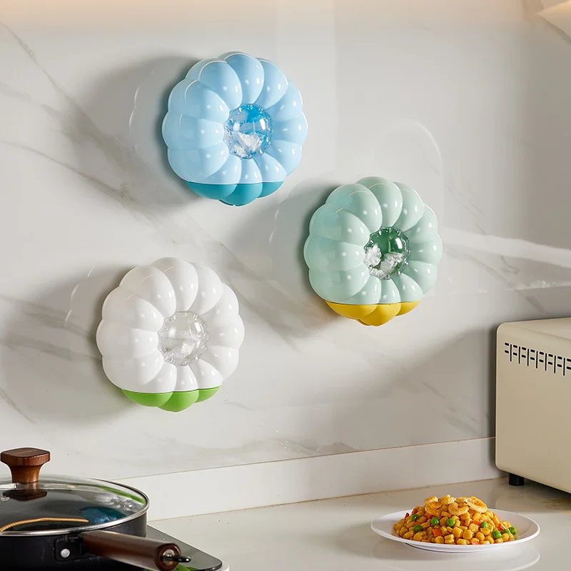 disposable plastic kitchen film storage box, bathroom extractable wall-mounted hole-free
disposable plastic kitchen film storage box, bathroom extractable wall-mounted hole-free