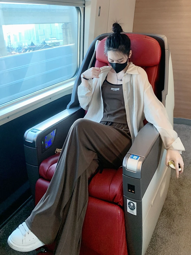 Fashionable Women's Spring New Loose Thin Sun Protection Shirt Sexy Strapless Wide Leg Pants Three-piece Set Polyester Material
Fashionable Women's Spring New Loose Thin Sun Protection Shirt Sexy Strapless Wide Leg Pants Three-piece Set Polyester Material