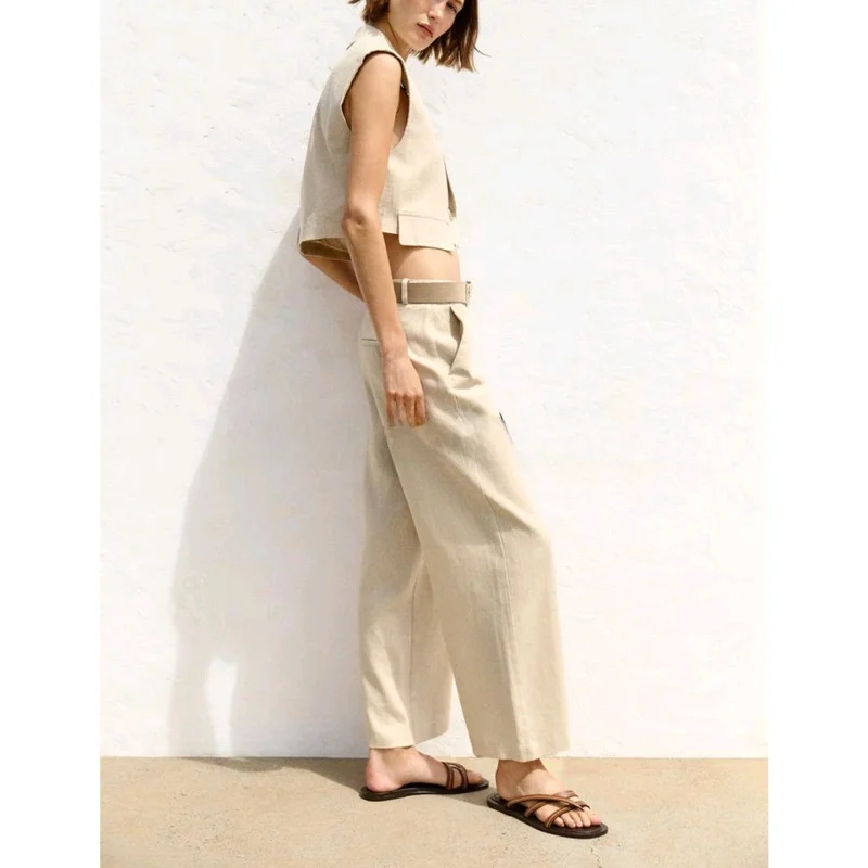 Широкие брюки с высокой талией, жилет с воротником из смешанного волокна, льняной комплект с поясом, женские летние наряды из двух предметов
Широкие брюки с высокой талией, жилет с воротником из смешанного волокна, льняной комплект с поясом, женские летние наряды из двух предметов