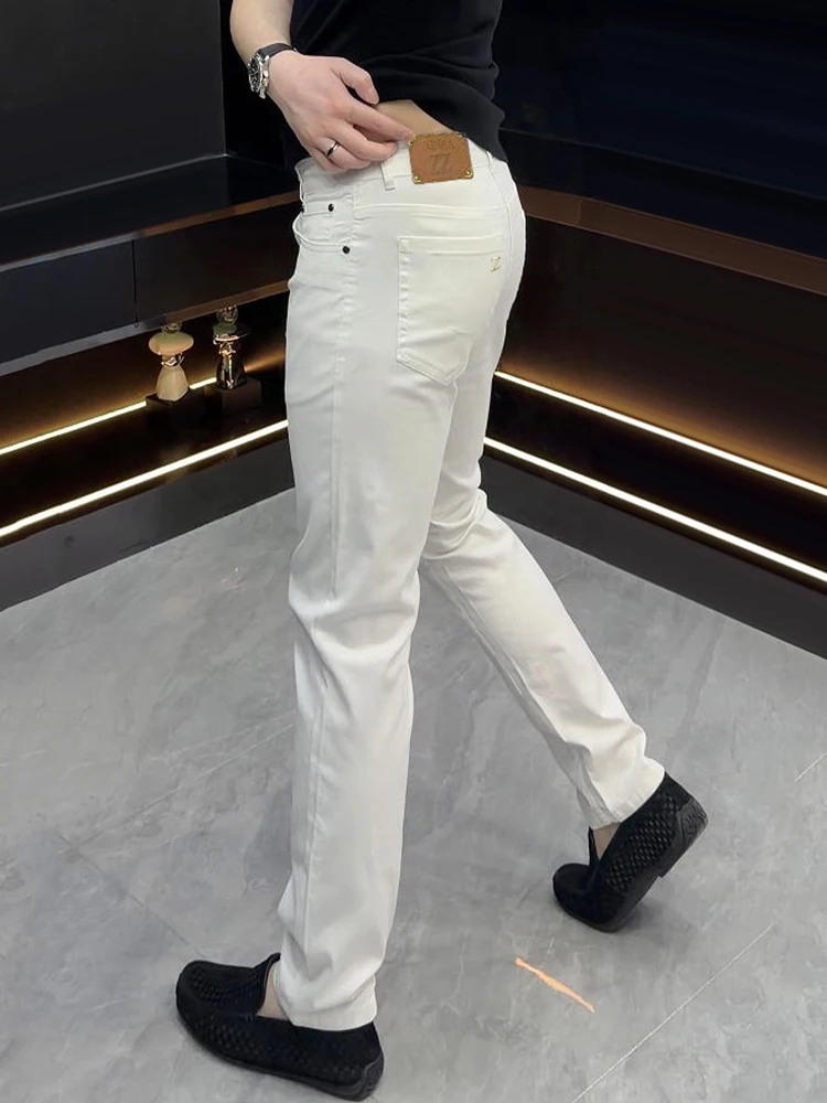 Slim Fit Men's Denim Jeans Stylish Casual Long Pants Spring Fashionable Pure Color Versatile Small Footed Pants European Style
Slim Fit Men's Denim Jeans Stylish Casual Long Pants Spring Fashionable Pure Color Versatile Small Footed Pants European Style