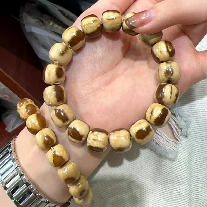 Extremely Round Panda Mouse Old Style Handmade Bracelet Fashion Jewelry Accessory
Extremely Round Panda Mouse Old Style Handmade Bracelet Fashion Jewelry Accessory