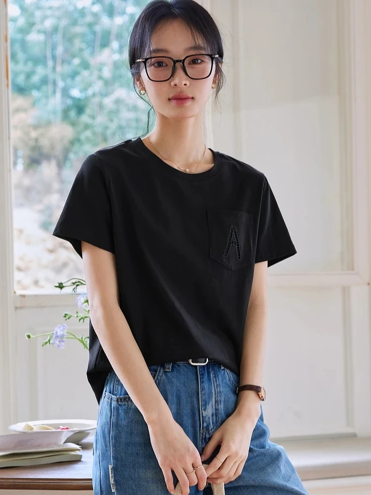 VIMLY Women Summer Black Top Ladies Short Sleeve Basic T Shirt Simple Pocket Design Letter Cotton Knit Tops for Woman A1077
VIMLY Women Summer Black Top Ladies Short Sleeve Basic T Shirt Simple Pocket Design Letter Cotton Knit Tops for Woman A1077