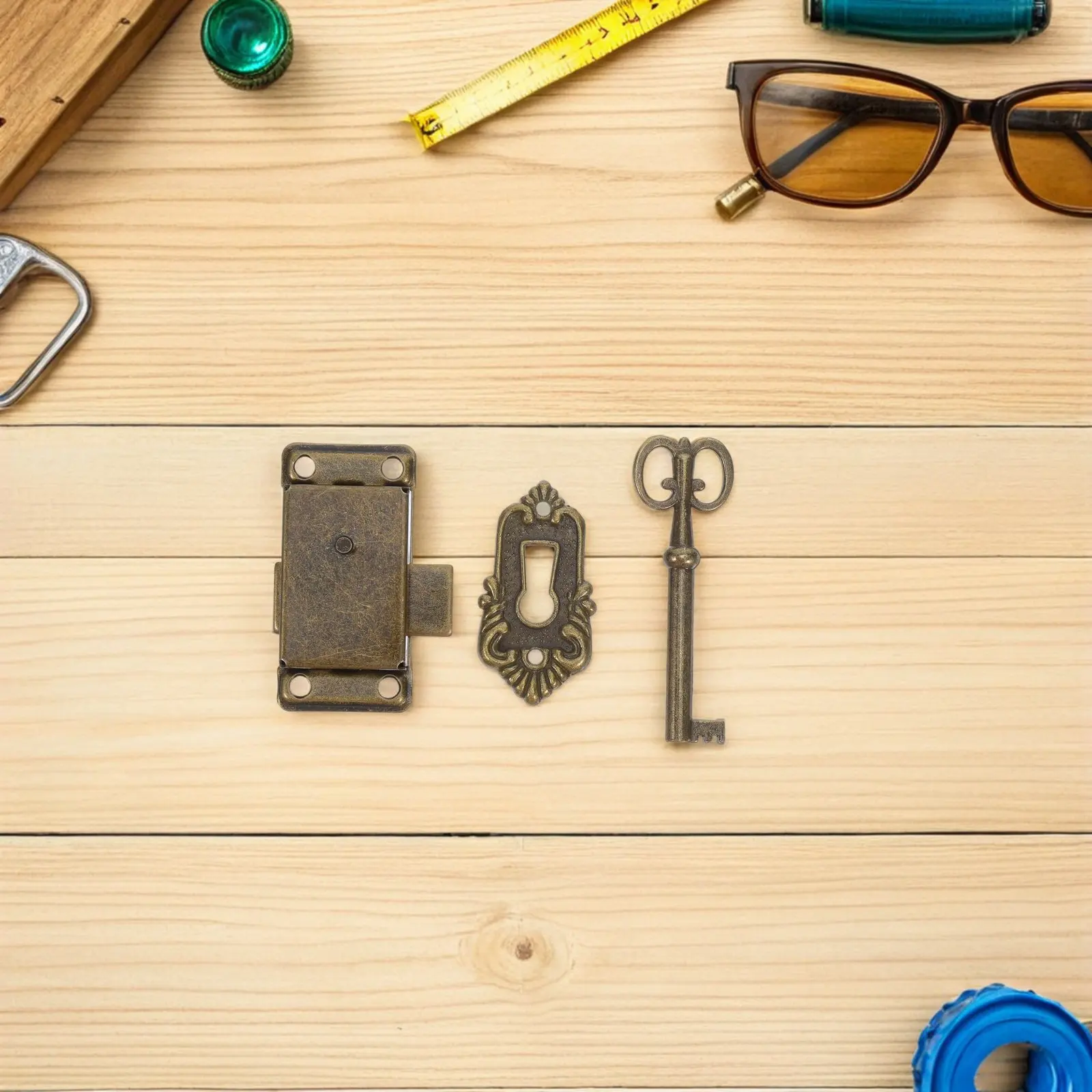 Комплект из 4 замков для шкафов с винтажными ключами для мебели, ящиков, дверей, фурнитуры, домашней безопасности
Комплект из 4 замков для шкафов с винтажными ключами для мебели, ящиков, дверей, фурнитуры, домашней безопасности