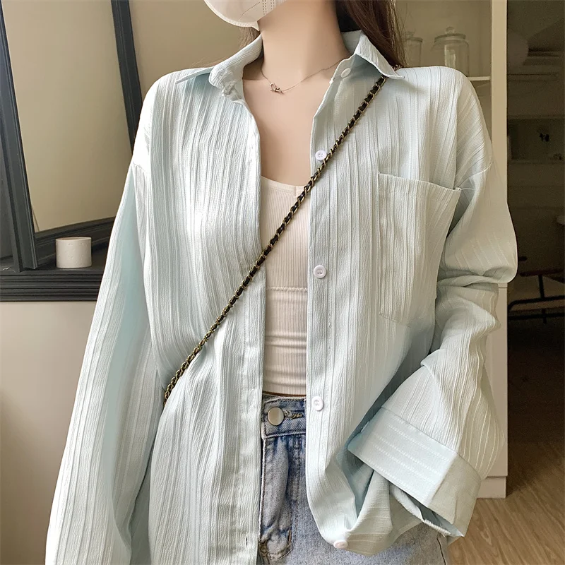 Chic Tops Green Sunscreen Shirt Autumn 2023 Outerwear Cardigan Thin Jacket Casual Streetwear Oversize Blouses Retro Blouse
Chic Tops Green Sunscreen Shirt Autumn 2023 Outerwear Cardigan Thin Jacket Casual Streetwear Oversize Blouses Retro Blouse