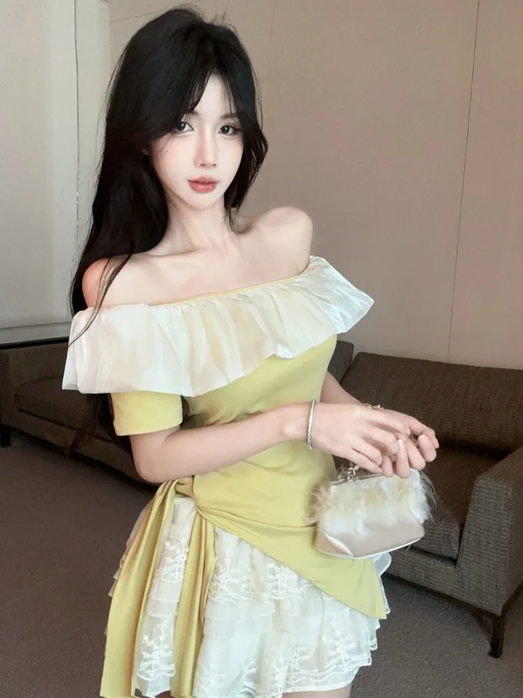 Shoulder Bared Ruffle Splice Slim Fit Short Sleeve T Shirt Summer New Style Sexy Girl Pure Desire Korean Style City Walk Top
Shoulder Bared Ruffle Splice Slim Fit Short Sleeve T Shirt Summer New Style Sexy Girl Pure Desire Korean Style City Walk Top