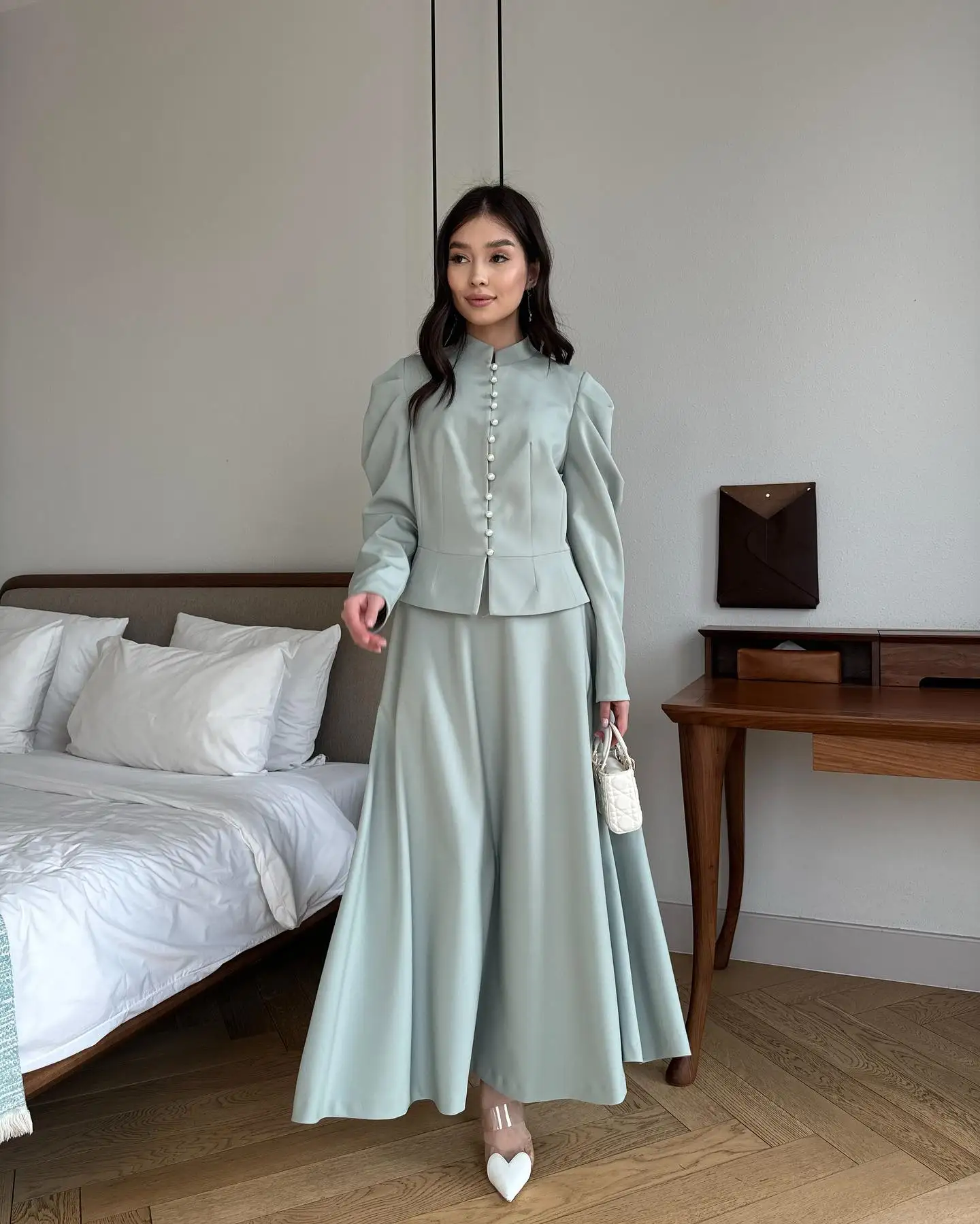 Customized Exquisite Jersey Buttons Pearls Evening Dresses High Quality Long Sleeves Prom Dress Custom Size Celebrity Gowns
Customized Exquisite Jersey Buttons Pearls Evening Dresses High Quality Long Sleeves Prom Dress Custom Size Celebrity Gowns