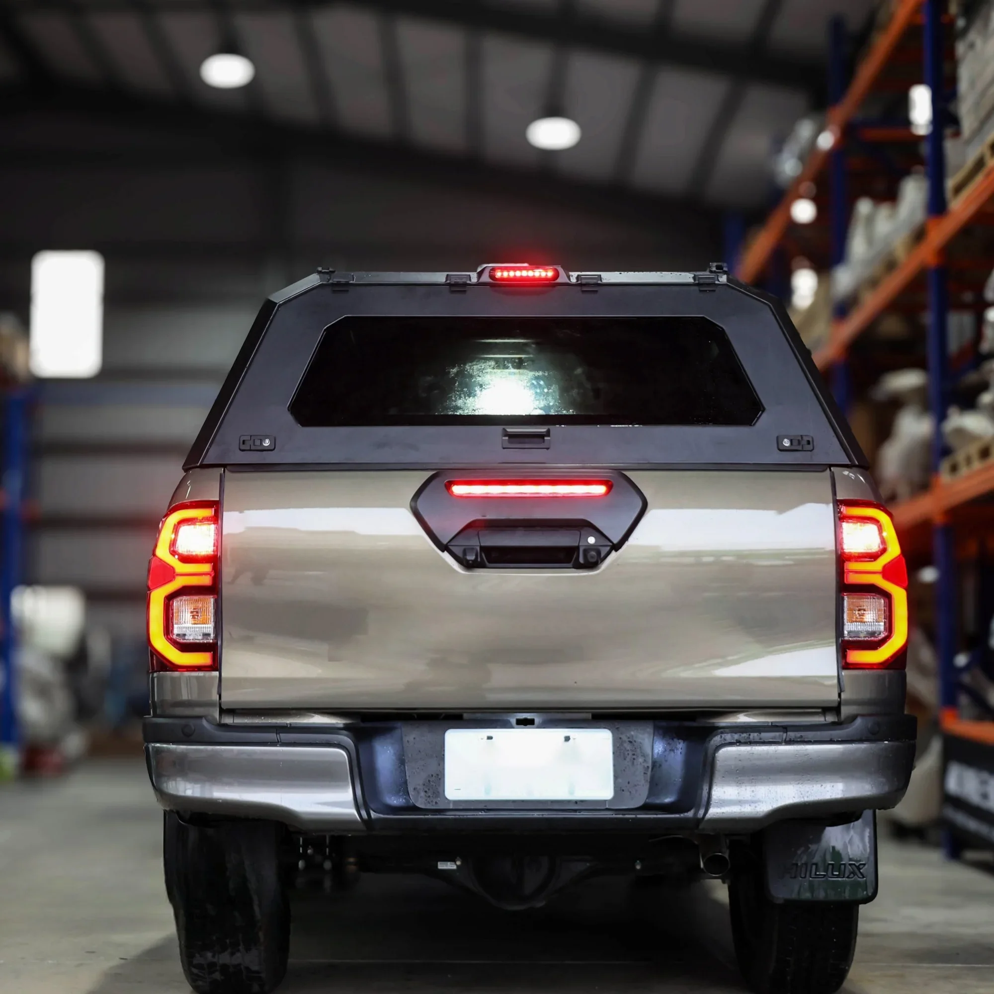 Custom 4x4 Waterproof Truck camper Canopy pickup hardtop canopy topper for GWM Steed 7/Wingle 7 Dodge Ram
Custom 4x4 Waterproof Truck camper Canopy pickup hardtop canopy topper for GWM Steed 7/Wingle 7 Dodge Ram