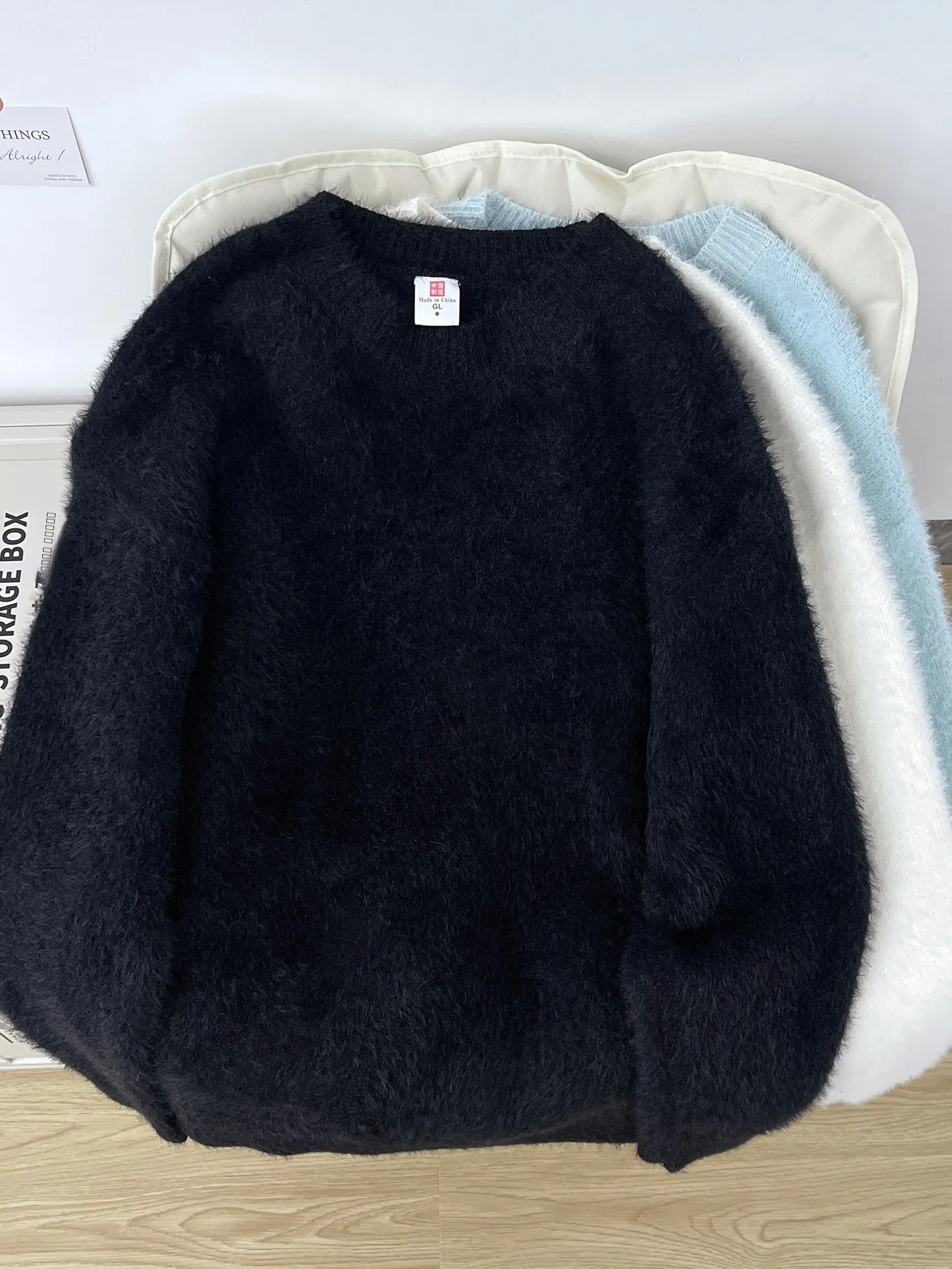 Men's round Neck Water Rabbit Fur Knitted Sweater Sporty Loose Fit Warm Trendy Brand Pure Color Casual Campus Wear Long Sleeve
Men's round Neck Water Rabbit Fur Knitted Sweater Sporty Loose Fit Warm Trendy Brand Pure Color Casual Campus Wear Long Sleeve