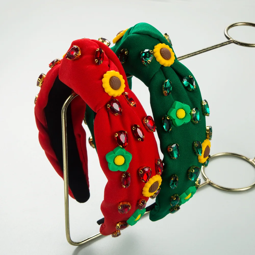 Hot Selling Fashion Baroque Sunflower Diamond Headband Christmas Red Green High Cranium Festive Hair Accessories Wholesale
Hot Selling Fashion Baroque Sunflower Diamond Headband Christmas Red Green High Cranium Festive Hair Accessories Wholesale