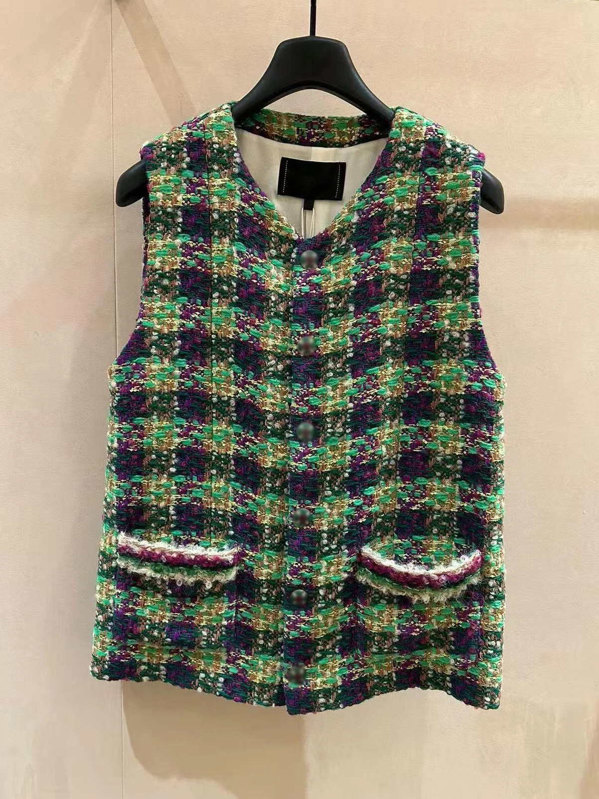 Green Small Fragrance Style Vest Women's Spring Summer High Quality European Fashion Shoulder Padless Sleeveless Top
Green Small Fragrance Style Vest Women's Spring Summer High Quality European Fashion Shoulder Padless Sleeveless Top