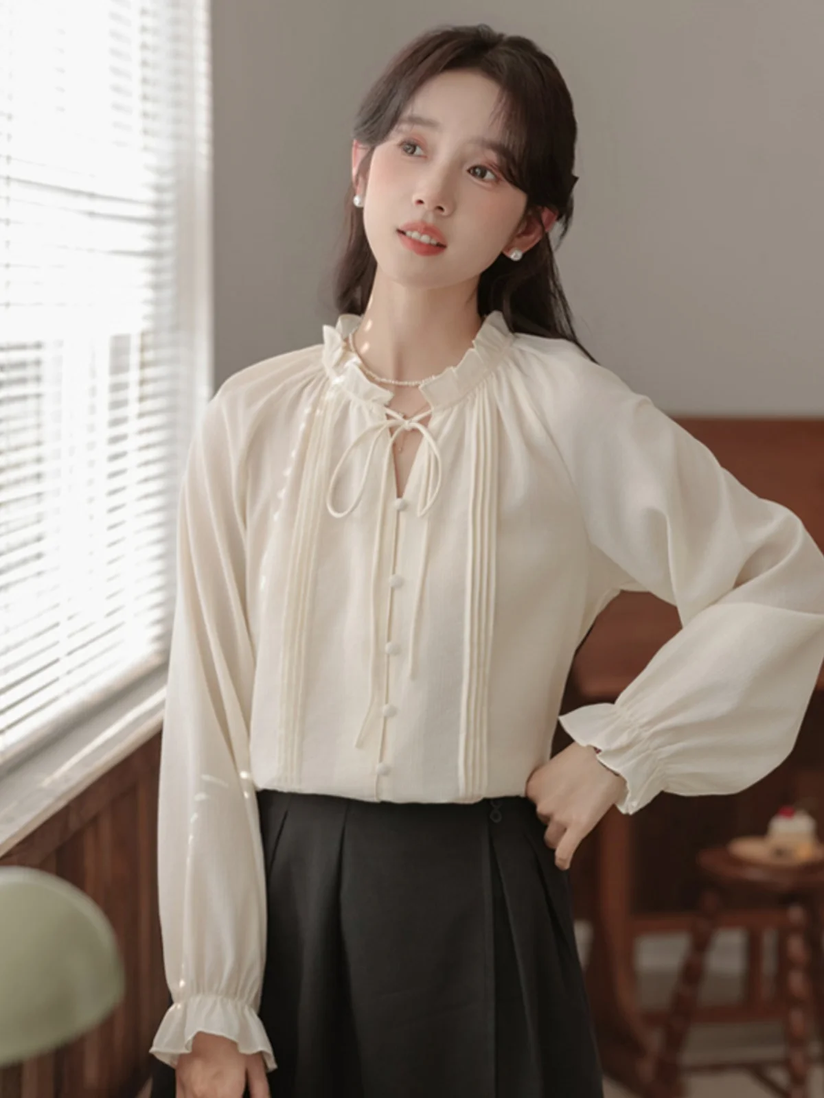 Knot Front Bow irt Women's Spring 2025 Sle Wooden Ear Design Casual Inner Wear Loose Fit Long Sve 
Knot Front Bow irt Women's Spring 2025 Sle Wooden Ear Design Casual Inner Wear Loose Fit Long Sve